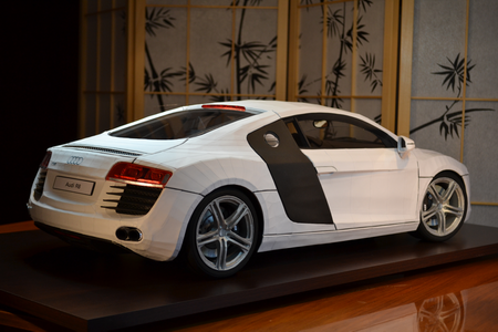 Audi_R8_Papermodel_kl