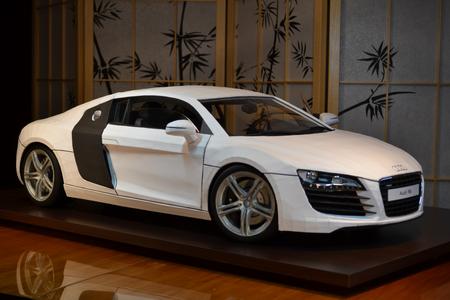 Audi_R8_Seitenansicht_kl